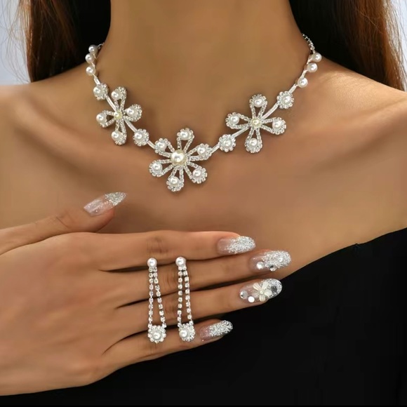 Flower Jewelry Set - Picture 2 of 6